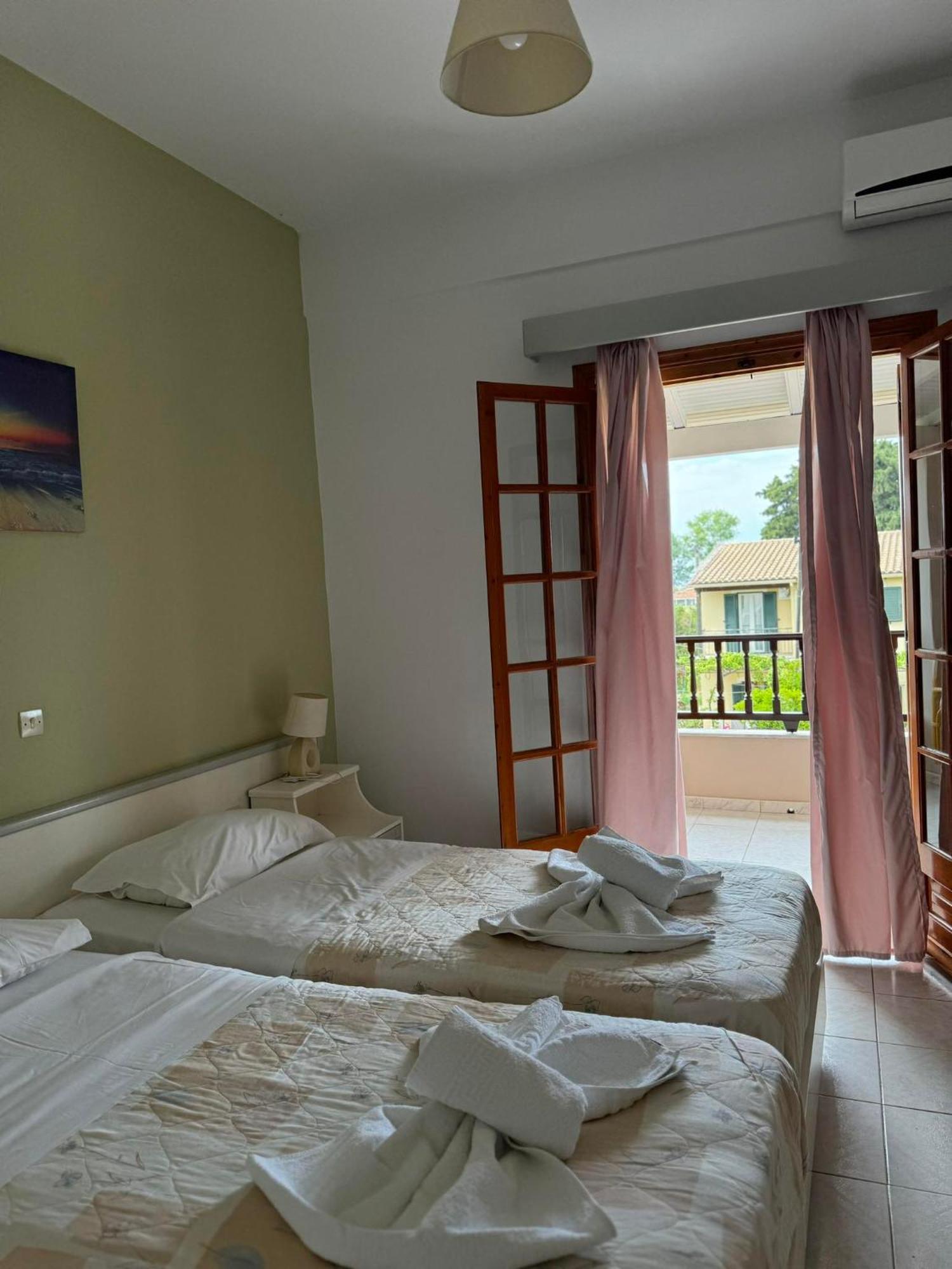 Villa Sofia Acharavi  Exterior foto